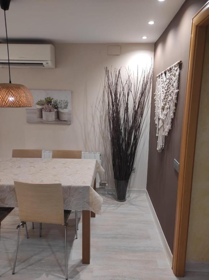 Apartamento En Viladecans Cerca Del Aeropuerto Exterior photo