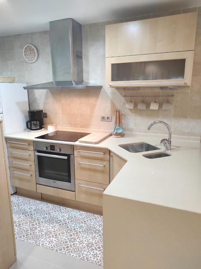 Apartamento En Viladecans Cerca Del Aeropuerto Exterior photo