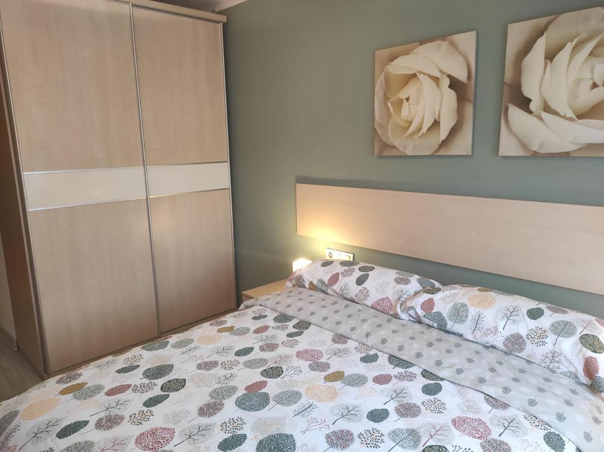 Apartamento En Viladecans Cerca Del Aeropuerto Exterior photo